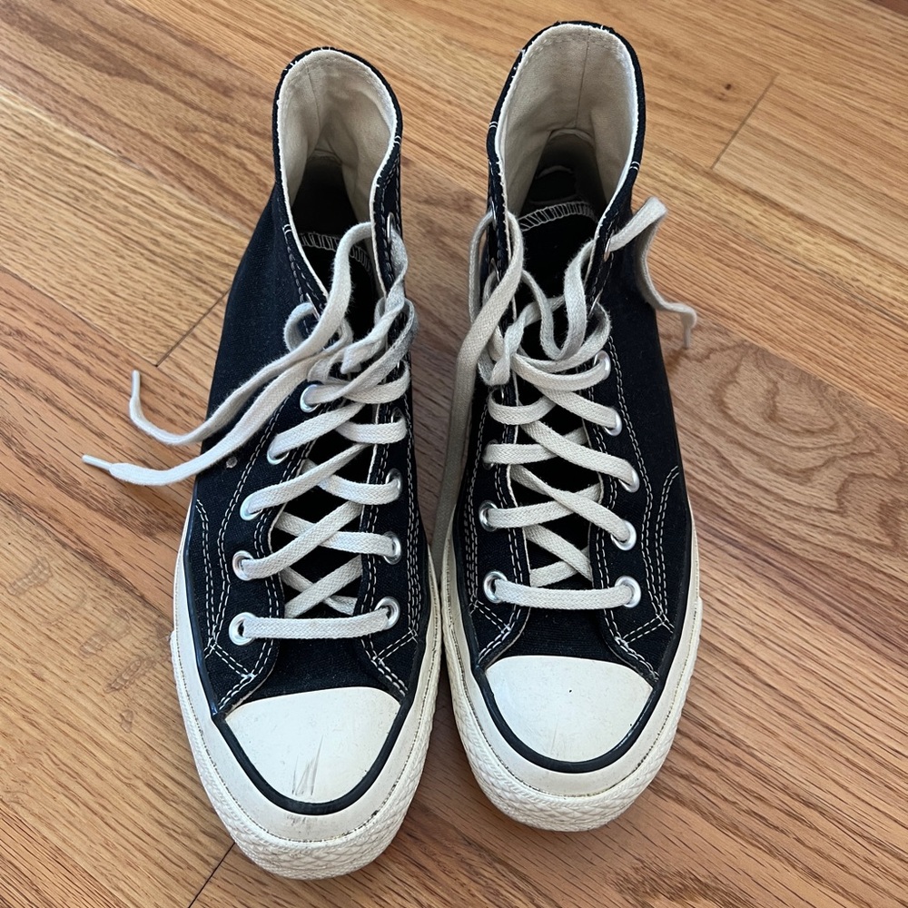 Converse Classic Black White High-Top Sneakers (7.5 Women/5.5 Men)